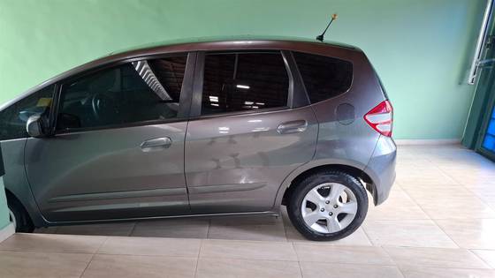 HONDA FIT 1.4 LX 16V FLEX 4P MANUAL